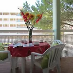 In By The Beach-beahost بيبيوني